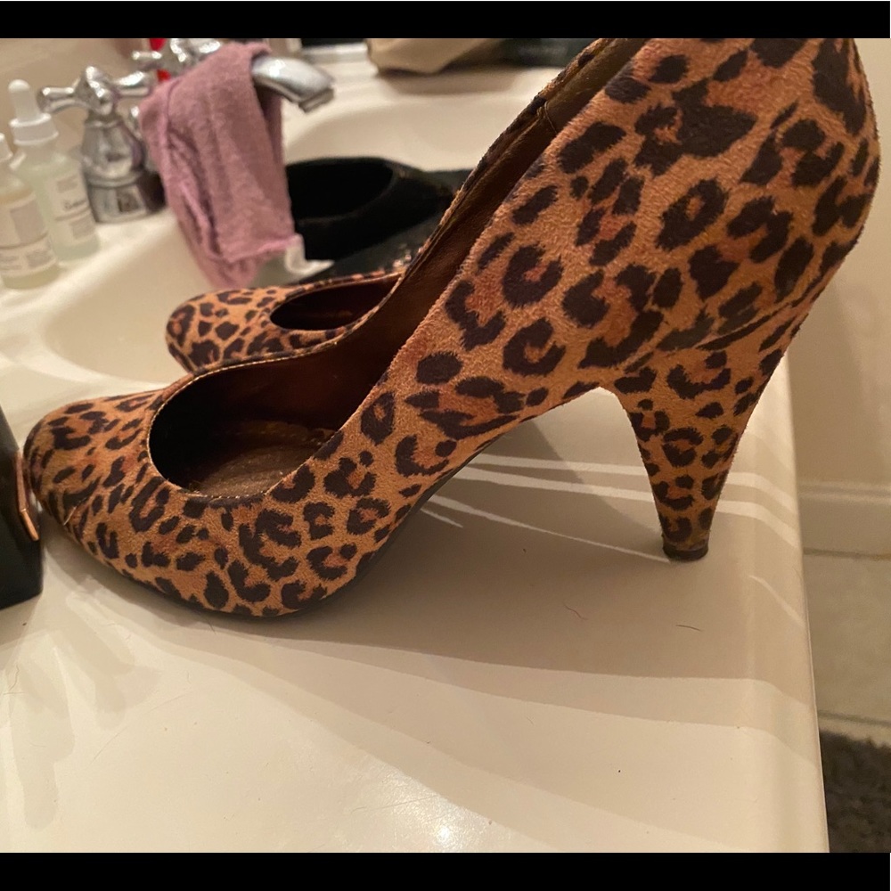 Fashion Bug leopard heels